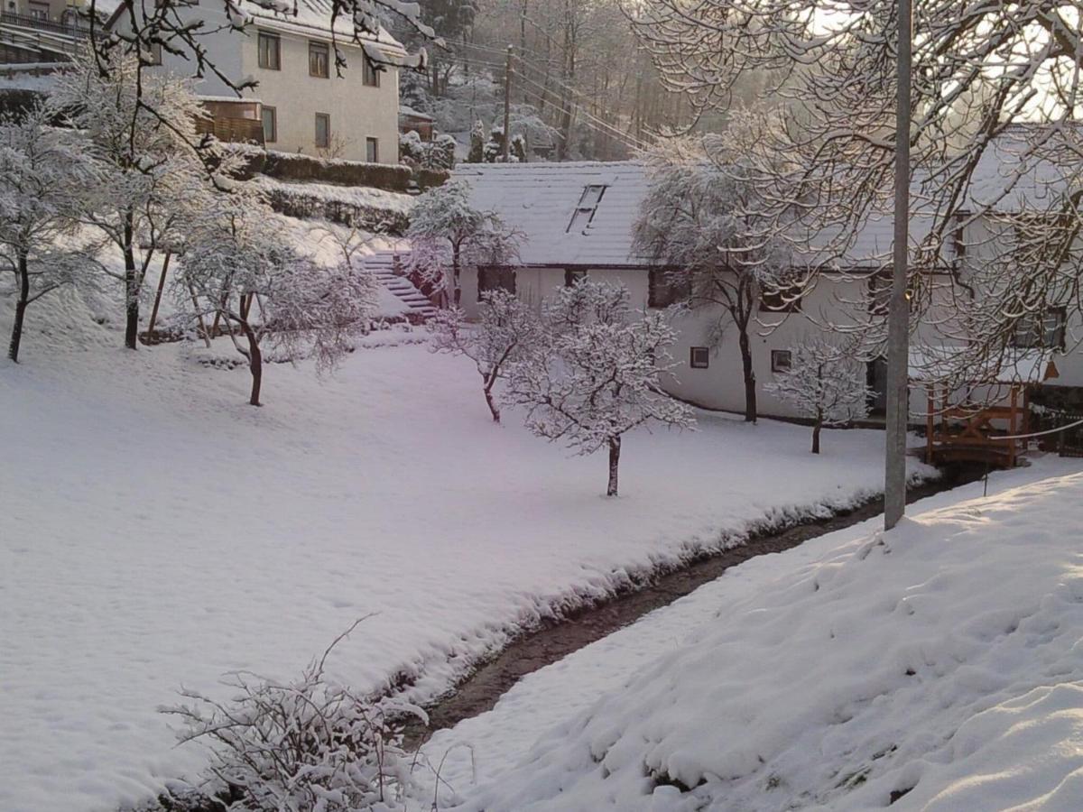 Quaint Farmhouse In Langenbach Near The Lake Экстерьер фото